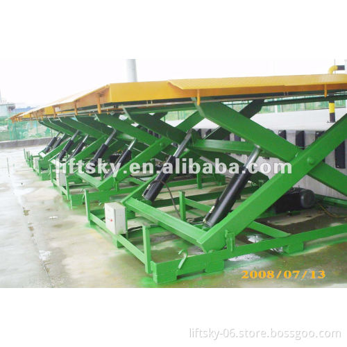 Hydraulic lift table